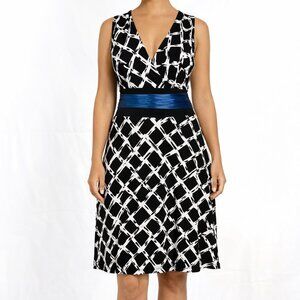 BCBGMaxAzria Black & White Geometric Midi Dress | V-Neck Sleeveless | Size S